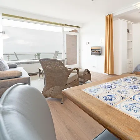 Hang 13 Meerblick 18